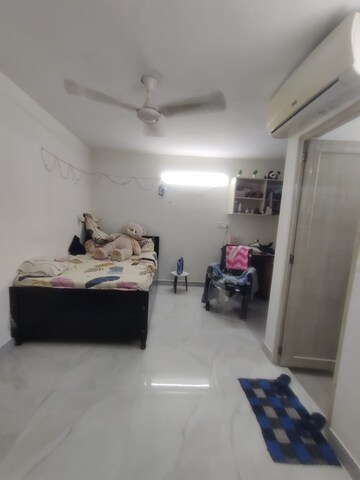 Living Room in 1.5 BHK Independent House at RWA Apartments Sector 30, Sector 30 – for Rent