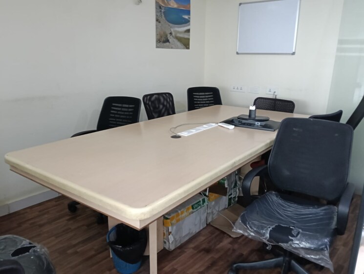 Team Area, park street Commercial Office Space 5200 Sq.Ft. In Park Street Kolkata 9127212
