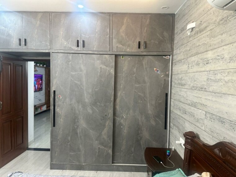 undefined, sector 46 6+ Bedroom 200 Sq.Yd. Independent House In Sector 46 Chandigarh 9127216