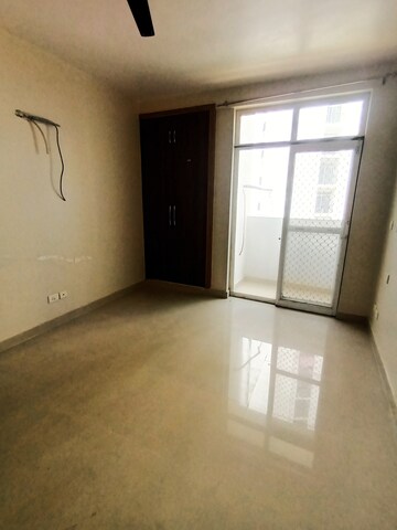 Furnished Amenities in 4 BHK Apartment at Ansals Celebrity Greens, Sushant Golf City – for Rent