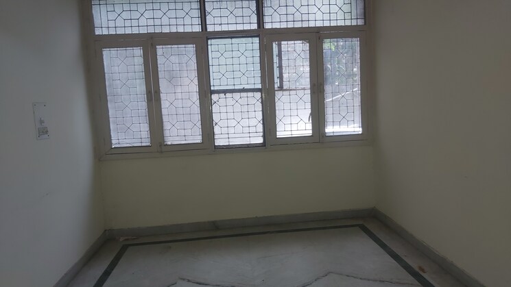Room, mayur vihar 2.5 Bedroom 1250 Sq.Ft. Builder Floor In Mayur Vihar Delhi 9127366