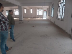  Industrial Plot For Rent in Express Trade Towers 3, Sector 34