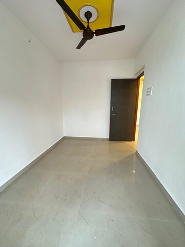 3 BHK Apartment For Rent in Kanakia Challengers, Kandivali East