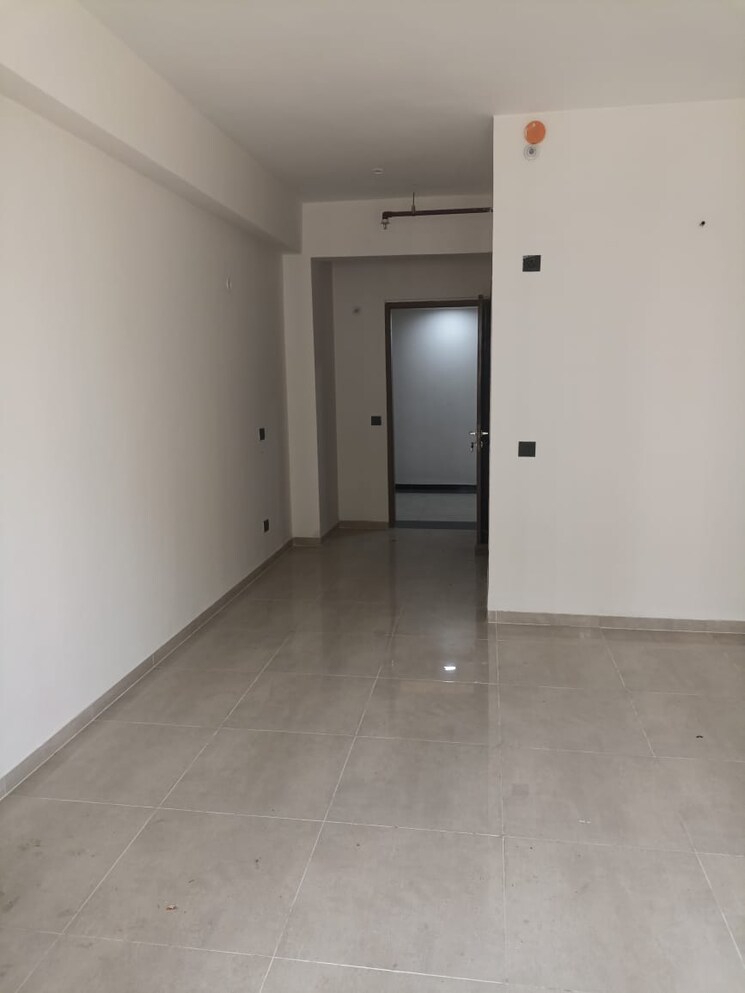 Floor Plan, omaxe-hazratganj Commercial Office Space 630 Sq.Ft. In Gomti Nagar Lucknow 9127325