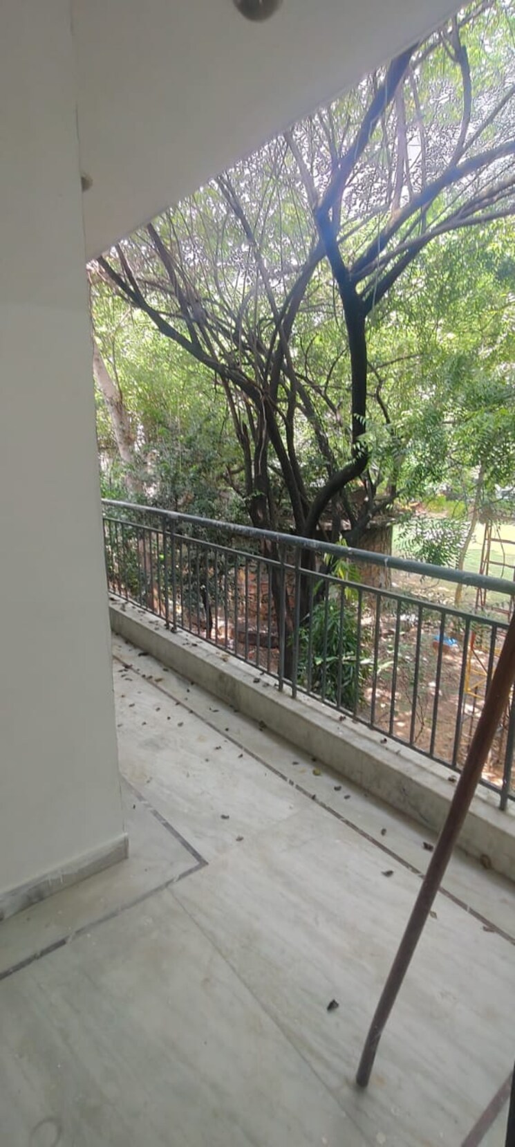 Balcony, vasant kunj 4 Bedroom 1800 Sq.Ft. Apartment In Vasant Kunj Delhi 9127409