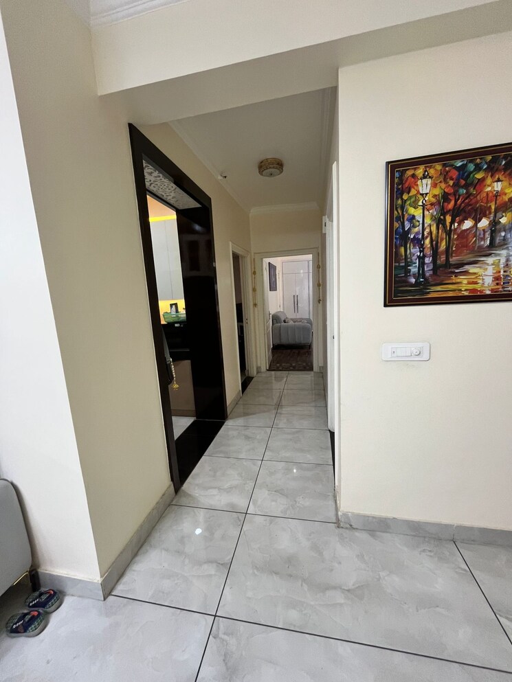 Room, crossing-republik 3 Bedroom 1650 Sq.Ft. Apartment In Crossing Republic Ghaziabad 9127463