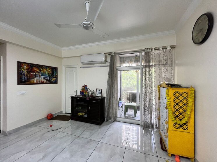 Living Room, crossing-republik 3 Bedroom 1650 Sq.Ft. Apartment In Crossing Republic Ghaziabad 9127463