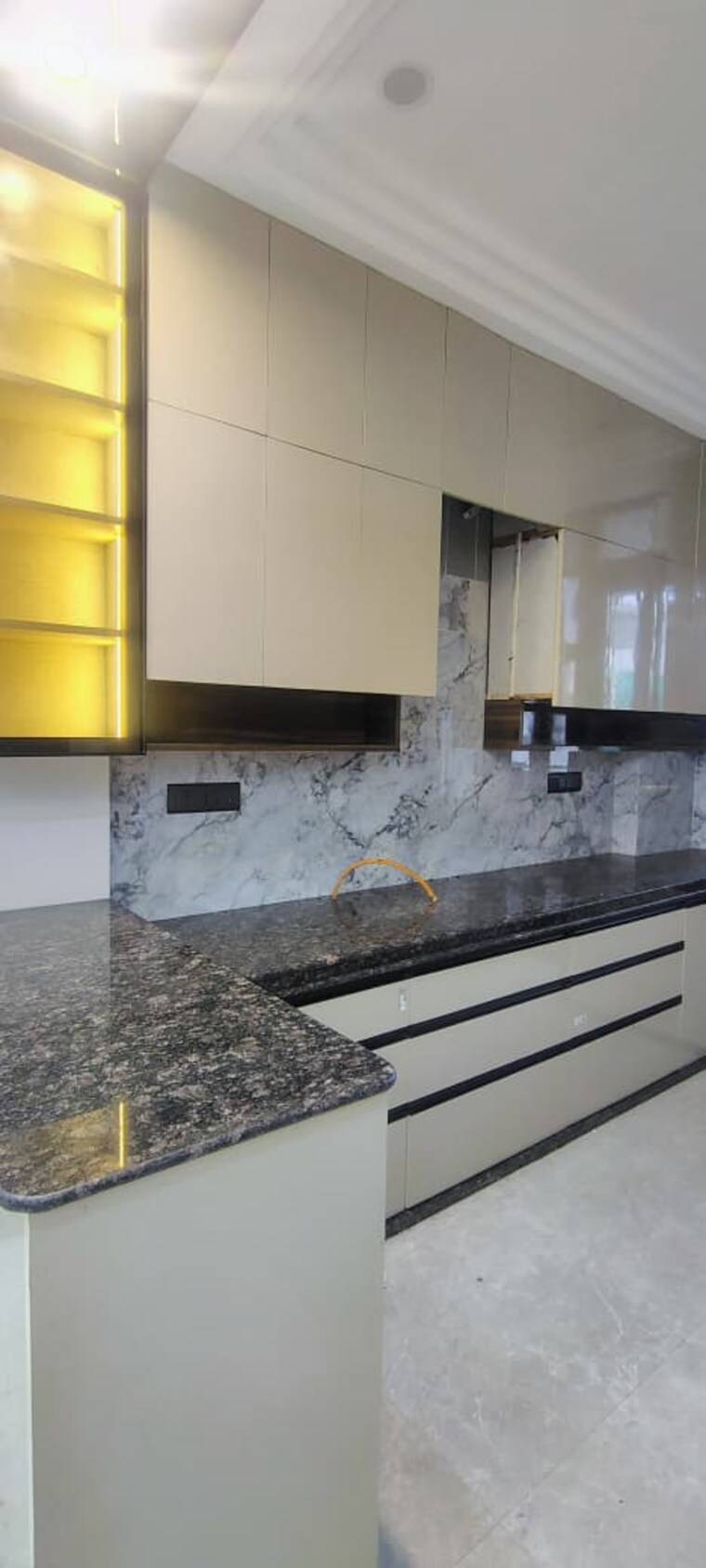 Kitchen, bptp-amstoria 3 Bedroom 2200 Sq.Ft. Builder Floor In Sector 102 Gurgaon 9127481