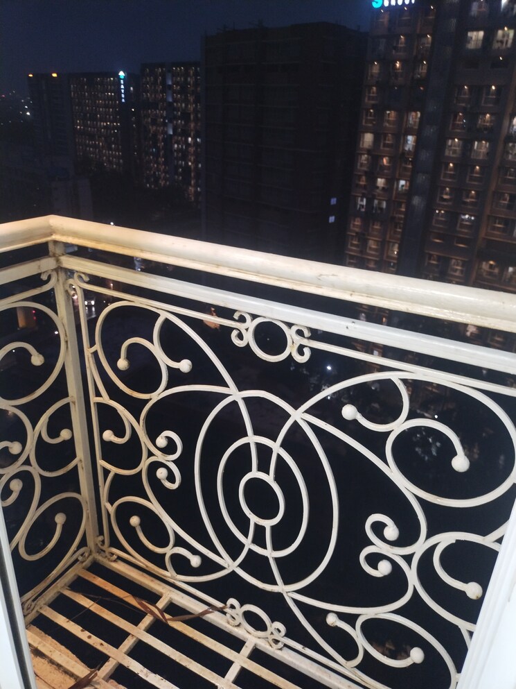 Balcony, kurla east 1 Bedroom 460 Sq.Ft. Apartment In Kurla East Mumbai 9127492