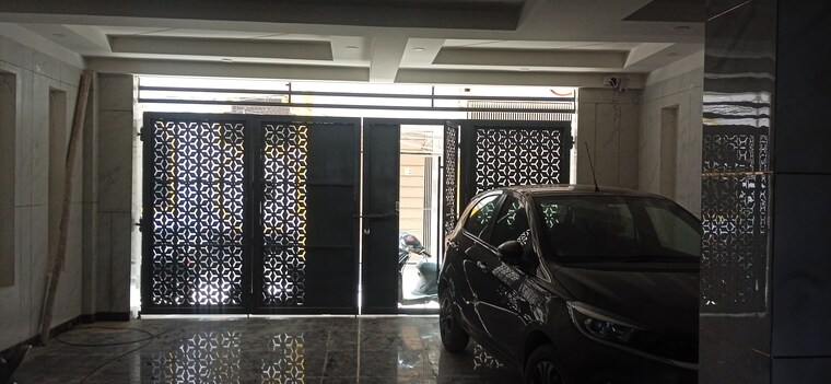  Parking, mahavir enclave 1 3 Bedroom 1000 Sq.Ft. Builder Floor In Mahavir Enclave 1 Delhi 9127546