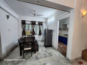 Living Room in 3 BHK Apartment at Kidwaipuri – for Rent
