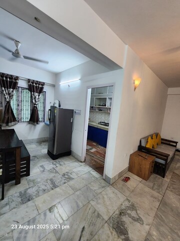 Living Room in 3 BHK Apartment at Kidwaipuri – for Rent