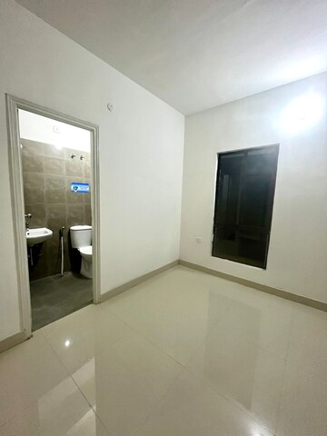Room in 3 BHK Apartment at DTC Southern Heights, Joka – for Sale