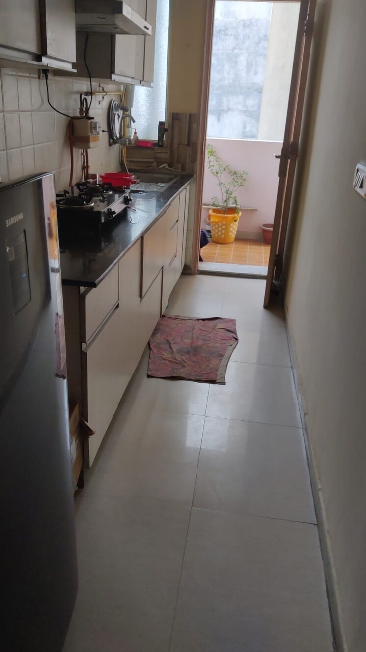 Kitchen, deoasis-lifestyle-silver-arch 2.5 Bedroom 1200 Sq.Ft. Apartment In Sector 16b Dwarka Delhi 9127566