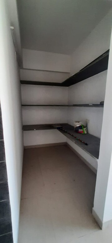 Furnished Amenities in 4 BHK Apartment at Prahlad Nagar – for Rent