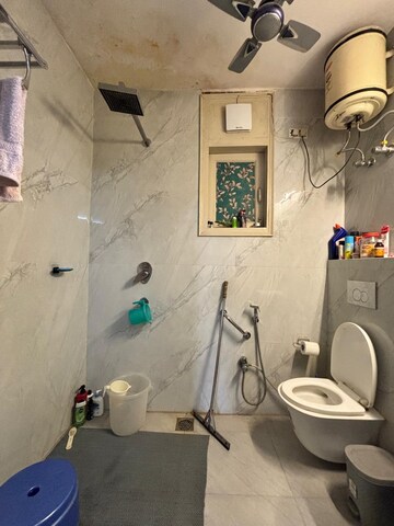 Team Area in 3 BHK Builder Floor at Sushant Lok Iii – for Sale
