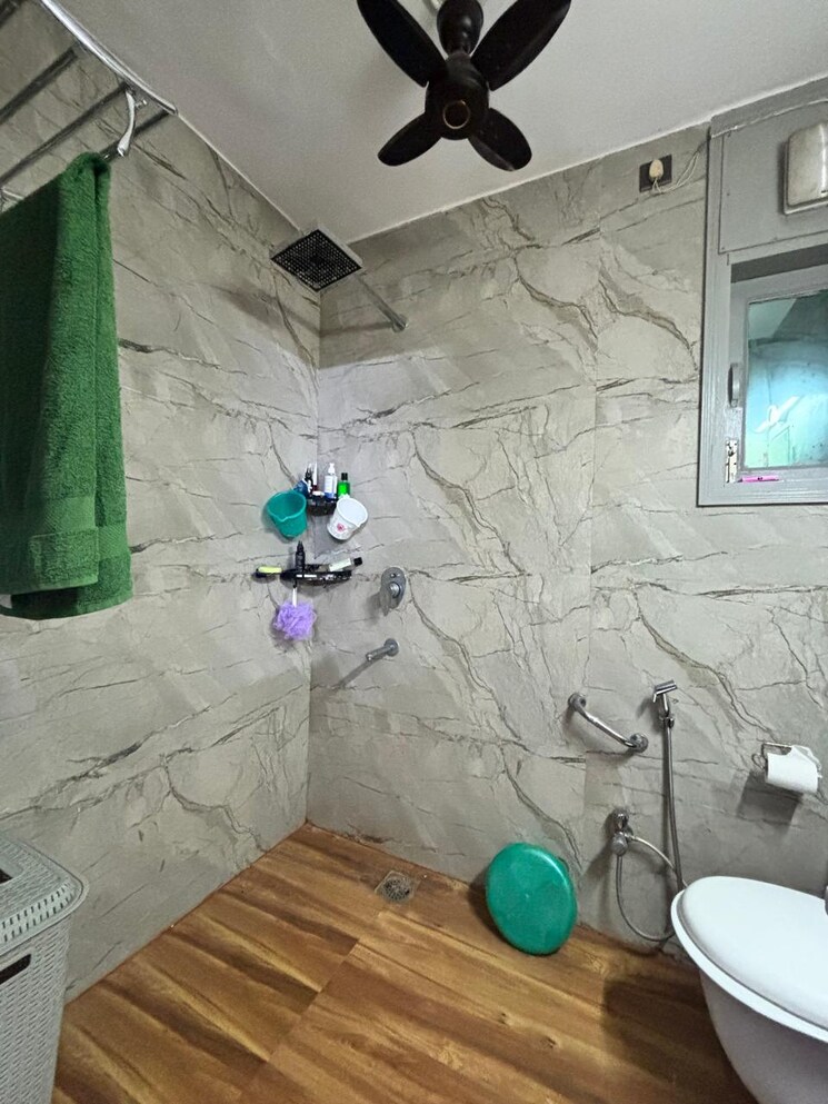 Bathroom, sushant lok iii 3 Bedroom 2700 Sq.Ft. Builder Floor In Sushant Lok Iii Gurgaon 9127591