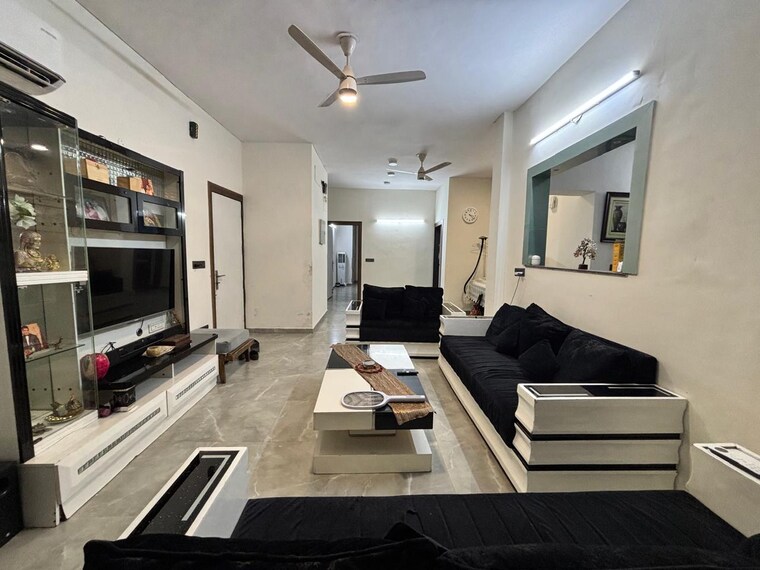 Team Area, sushant lok iii 3 Bedroom 2700 Sq.Ft. Builder Floor In Sushant Lok Iii Gurgaon 9127591