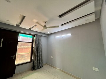 Room in 2 BHK Builder Floor at Kishangarh – for Sale