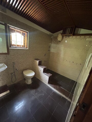 Attached Bathroom in 4 BHK Apartment at Gurukul – for Rent