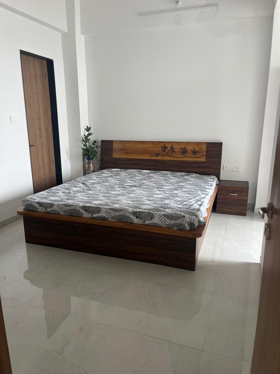 2 BHK Apartment For Rent in Aaiji Vivanta