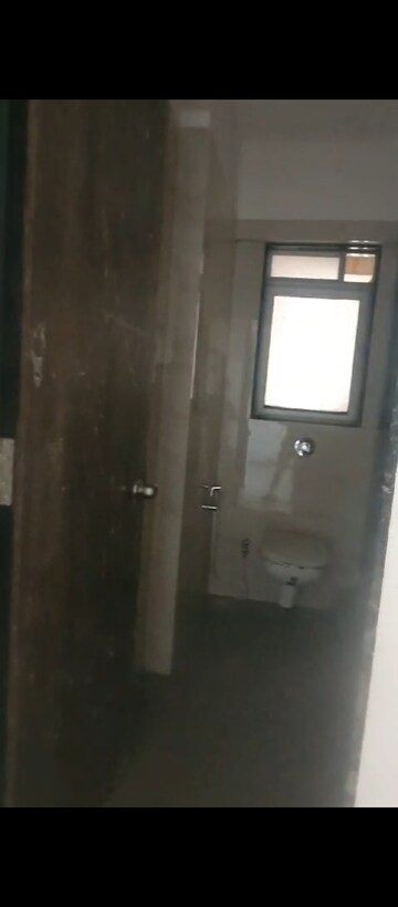 Furnished Amenities in 2 BHK Apartment at Naman Regency, Byculla – for Sale
