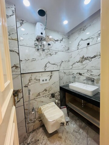 Bathroom in 3 BHK Builder Floor at Sector 46 – for Rent