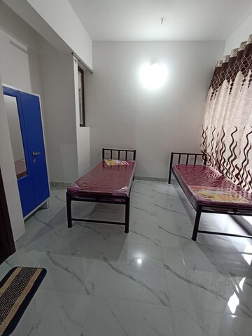 Room in  Pg at Wagle Industrial Estate – for Rent