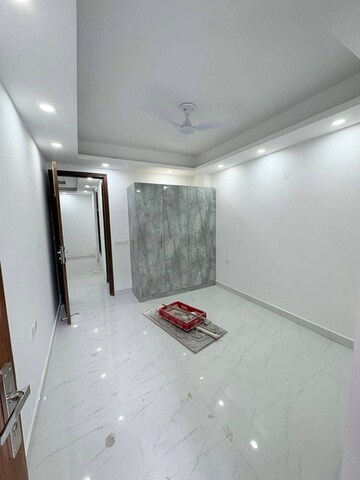 Bedroom in 2 BHK Builder Floor at Saket – for Rent
