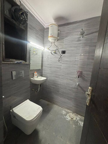 Bathroom in 3 BHK Independent House at Saket – for Rent