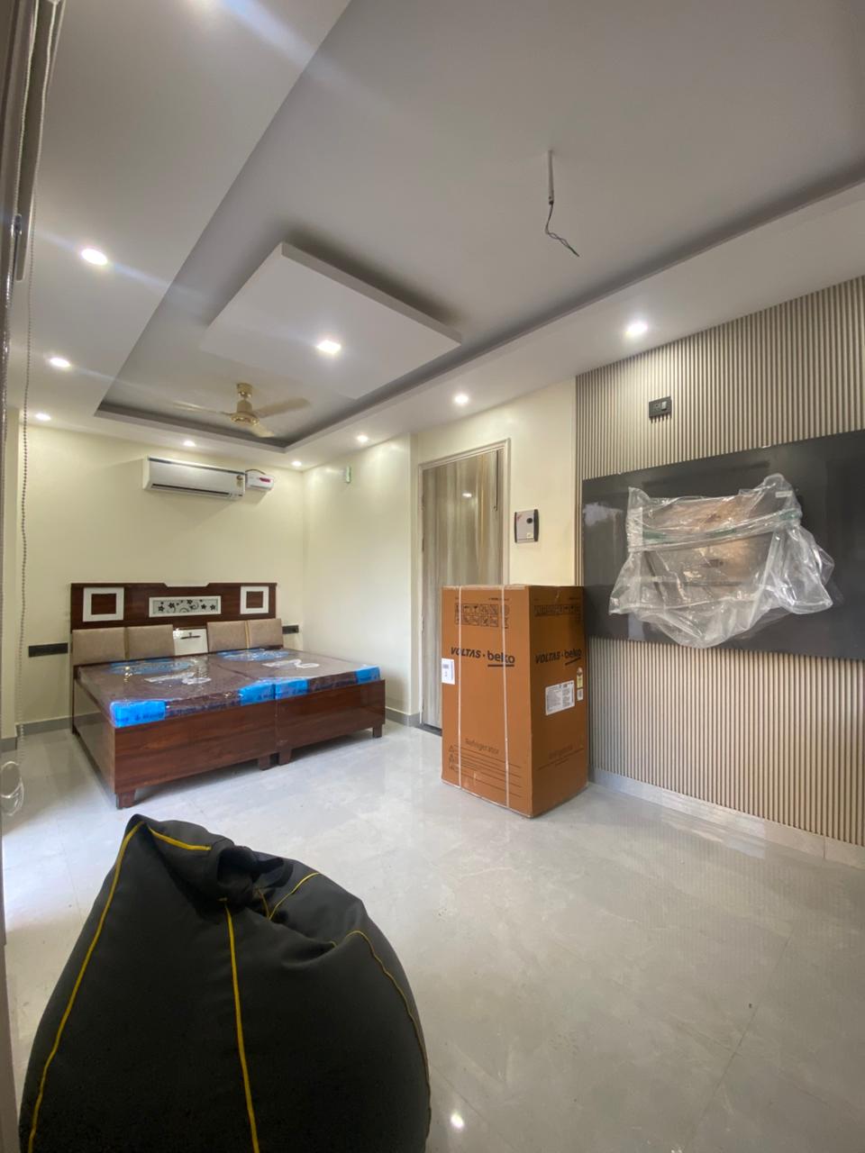 StudioBuilder Floor For Rent in F Block 