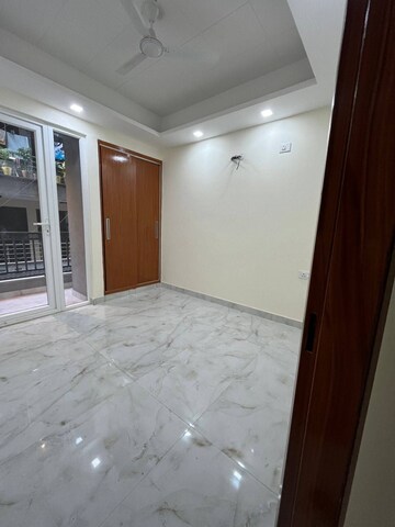 Bedroom in 1 BHK Builder Floor at Saket – for Rent