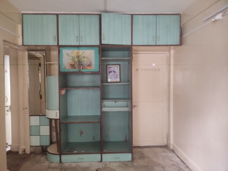 Room, guruwar peth 1 RK 400 Sq.Ft. Apartment In Guruwar Peth Pune 9127764