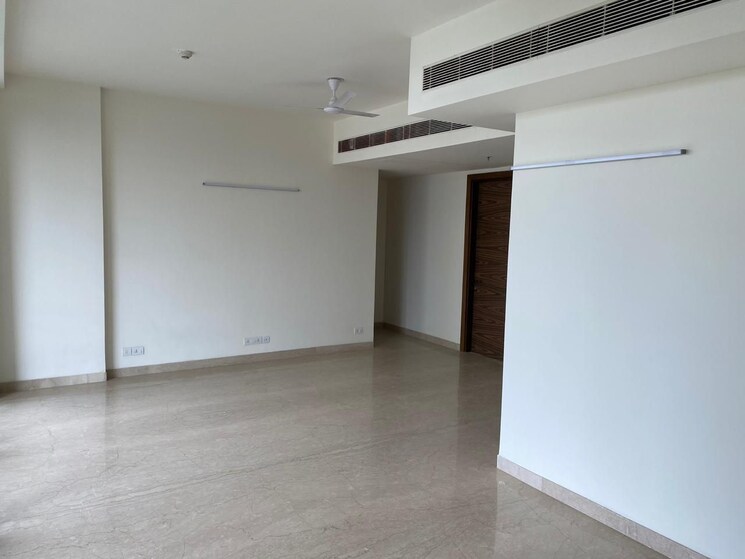 Room, emaar-the-palm-drive-the-premier-terraces 3 Bedroom 2125 Sq.Ft. Apartment In Sector 66 Gurgaon 9127799