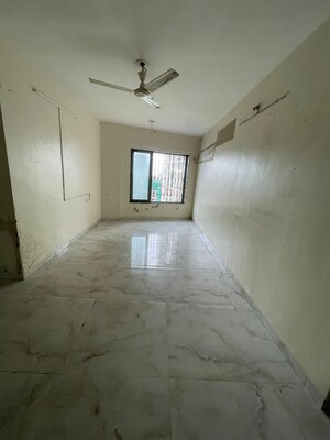 Living Room in 2 BHK Apartment at Yasmin Tower, Agripada – for Sale