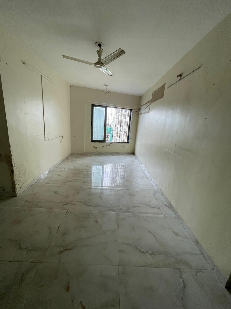 Living Room, yasmin-tower 2 Bedroom 775 Sq.Ft. Apartment In Agripada Mumbai 9127810