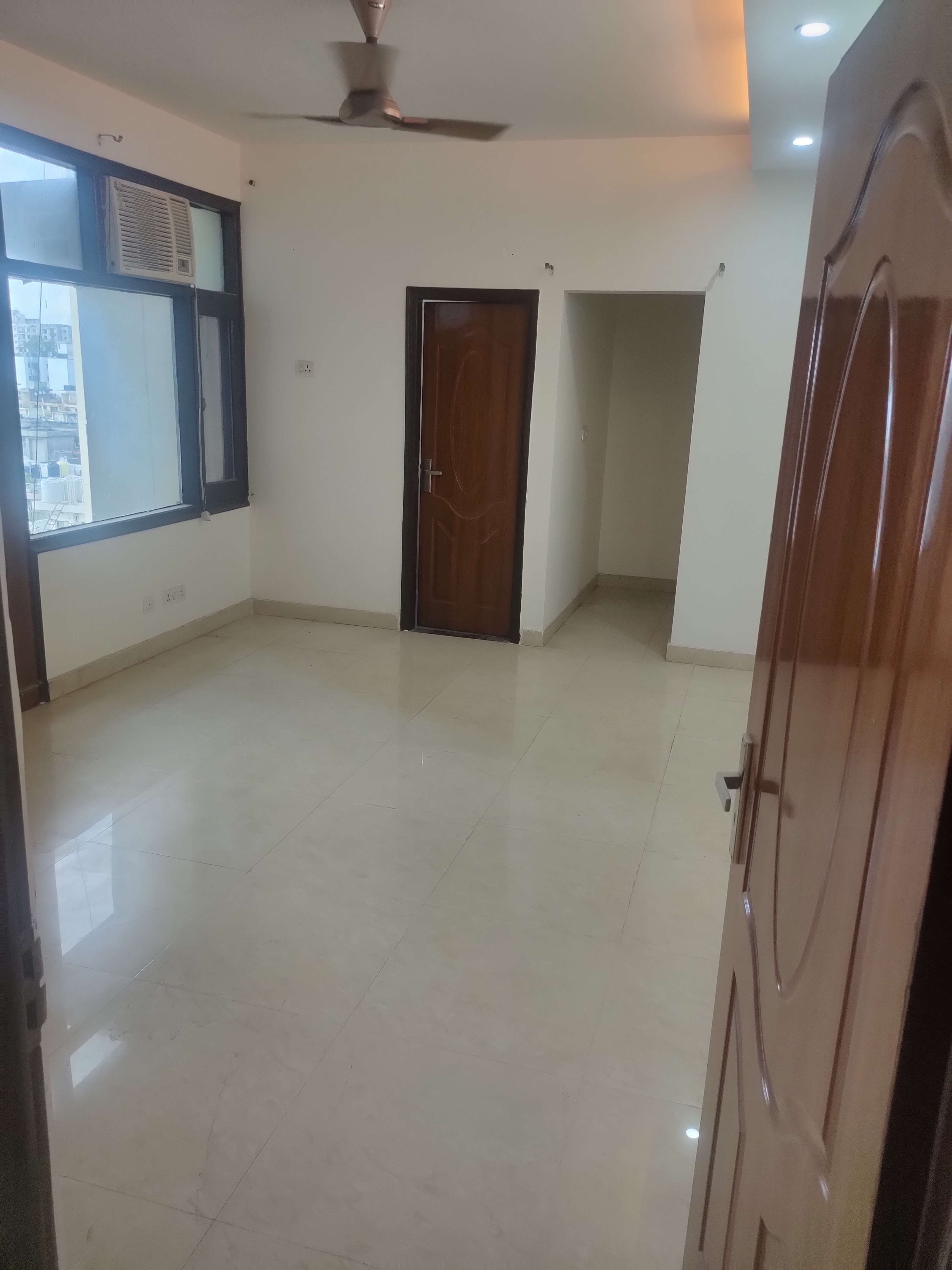 3 BHK + Pooja Room 1654 Sq.Ft. Apartment in Somsons Imperial Towers