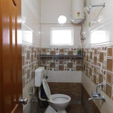Bathroom in 2 BHK Builder Floor at Kondapur – for Rent