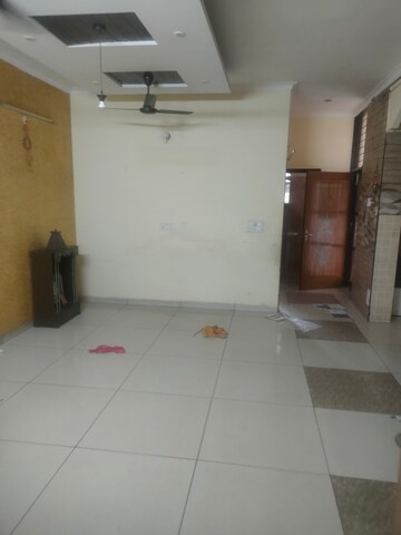 3 BHK Apartment For Rent in Guru Nanak Enclave, Dhakoli