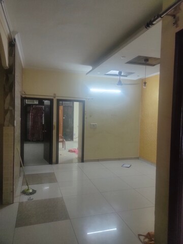 Room in 3 BHK Apartment at Guru Nanak Enclave, Dhakoli – for Rent