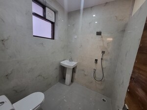 Bathroom in 3 BHK Builder Floor at Uppal Southend, Sector 49 – for Sale