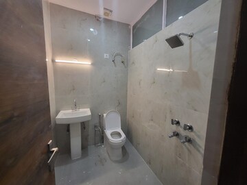 Bathroom in 3 BHK Builder Floor at Uppal Southend, Sector 49 – for Sale