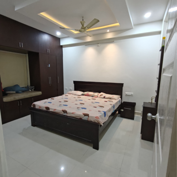 Bedroom in 2 BHK Builder Floor at Kondapur – for Rent