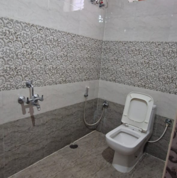 Bathroom in 3 BHK Builder Floor at Kondapur – for Rent