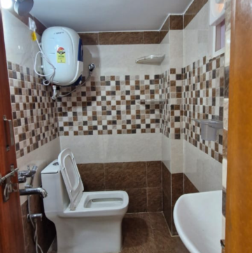 Bathroom in 3 BHK Builder Floor at Kondapur – for Rent