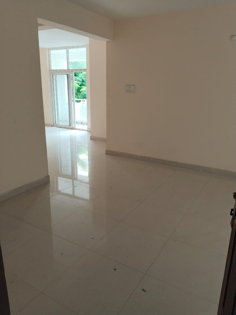 Room, chanda nagar 3 Bedroom 1500 Sq.Ft. Apartment In Chanda Nagar Hyderabad 9127870