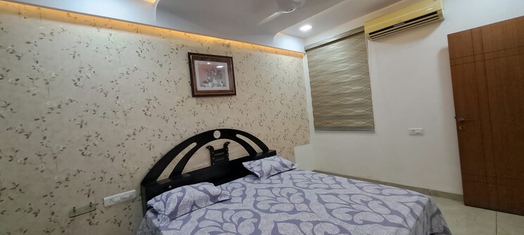  Parking, ida scheme no 140 2.5 Bedroom 1950 Sq.Ft. Apartment In Ida Scheme No 140 Indore 9127875