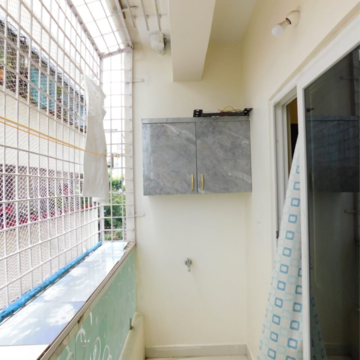 Building Lobby in 3 BHK Builder Floor at Kondapur – for Rent