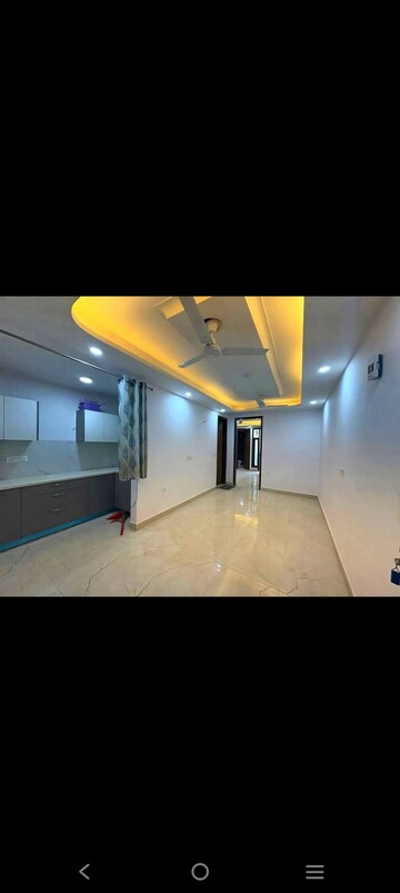 Room in 2 BHK Builder Floor at Saket – for Rent