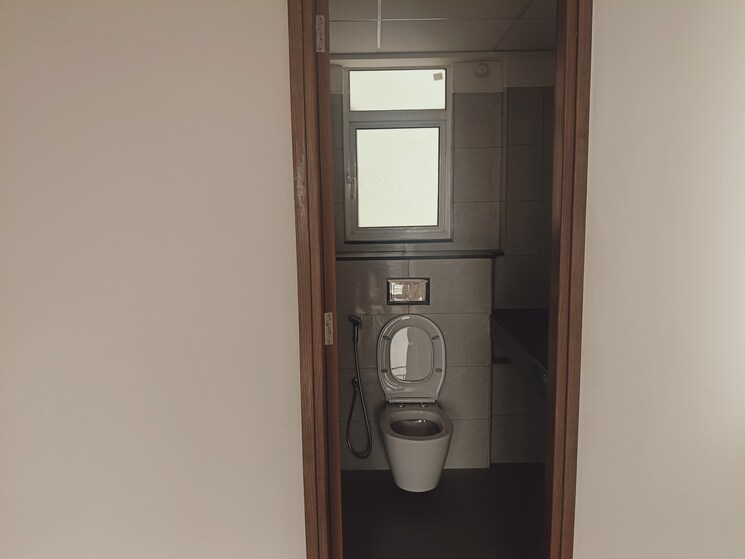 Bathroom, godrej-woods 3 Bedroom 1545 Sq.Ft. Apartment In Sector 43 Noida 9127894